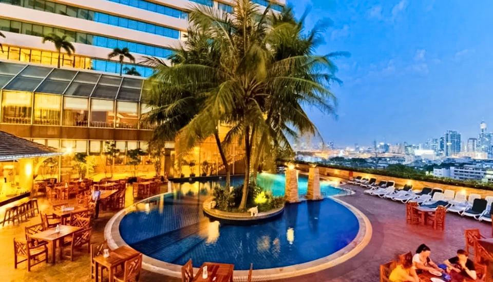 هتل پرینس پالاس بانکوک